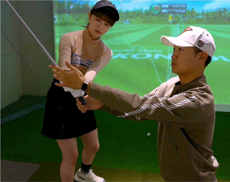 スマートゴルフのレッスンスタイル【SMART GOLF】マンツーマンレッスン