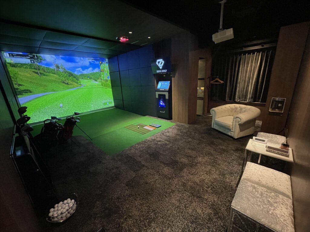 ゼウスゴルフアカデミー【ZEUSGOLF ACADEMY】