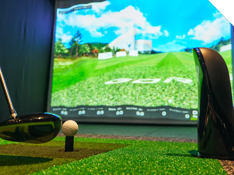 ゼンゴルフ(ZEN GOLF)の特徴➀➁ 高性能シュミレーター